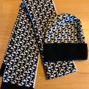 Michael Kors Hat & Scarf